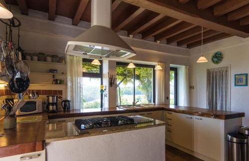 Farmhouse With Private Pool, Large Garden and Playground - Foto 30