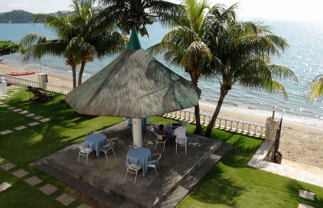 Squares Cafe and Apartments - Foto 58