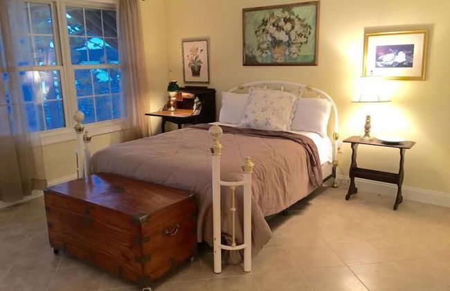 Clamshell By The Sea - Photo 4