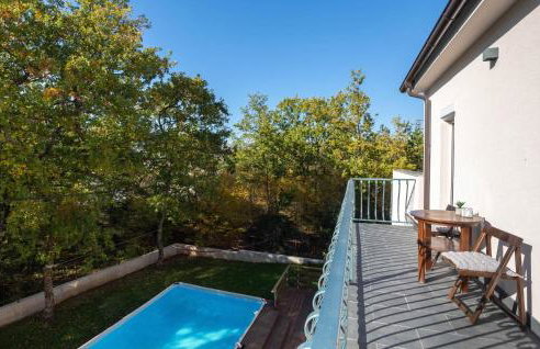 3 Bedroom Awesome Home In Srinjine - Photo 8