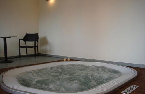 Residence CaFelicita - Apartments Lake View - Infinity Pool - Jacuzzi - Foto 41