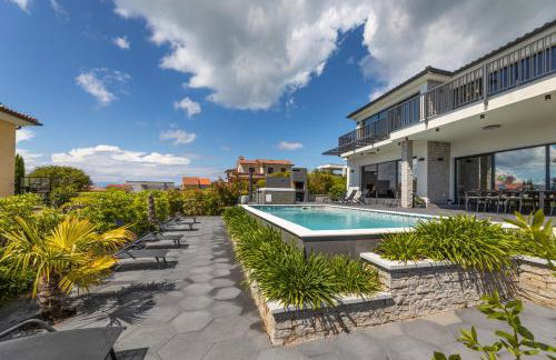 Villa Niko with heated pool, sauna and jacuzzi - Photo 15