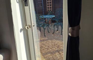 Spinnaker Barn, boutique, cute barn with hot tub - Foto 10