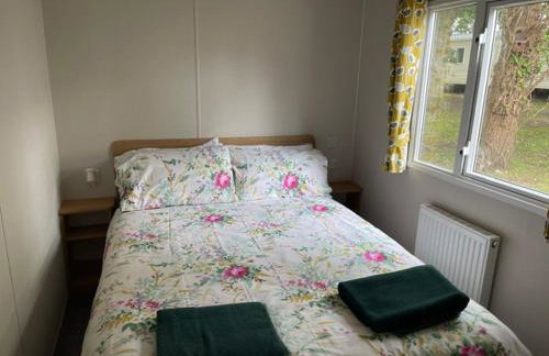 Stylish large static caravan gold rated 3BR Slp 8 Thorness Bay - Foto 20