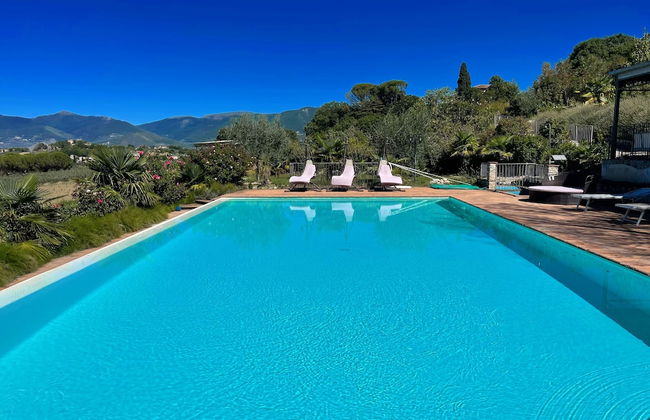 Spoleto Poolside - apt Sleeps 4 on Beautiful Campus - 1 km max Spoleto Central - Photo 13