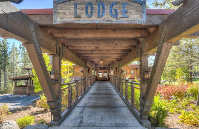 Paradise Pines 3BR Secluded Cabin Minutes in Tahoe Donner! - Foto 29