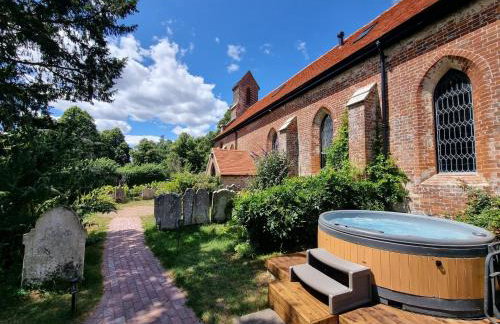 The Old Church - Foto 8