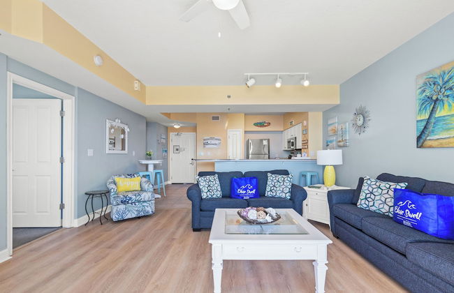 Penthouse With Beautiful Beach Views! 1 Bedroom, 2 Bathroom Penthouse! - Foto 10