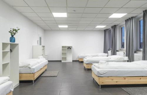 T&K Apartments 6 and 10 Room Apartment in Neuss for big Groups 22min to Fair DUS - Foto 11