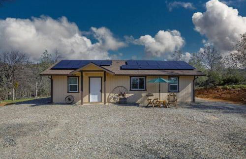Cozy Cub Cabin, brand new home near Yosemite - Foto 35