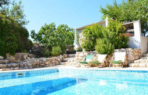 Three Sisters, absolutely unique stone houses, 200 m from the beach - Photo 36