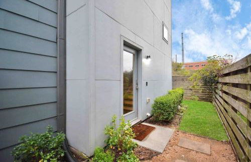 Rooftop Terrace Home with Garage Parking 10 minutes from NRG Stadium and Medical CTR - Foto 36