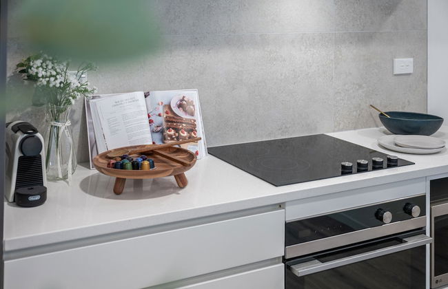 Sunrise Garden Suites - Photo 14