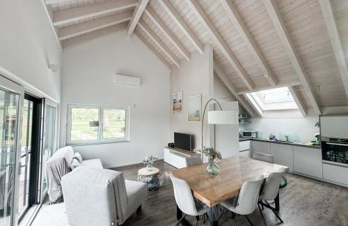 Wunderschöne helle Wohnung mit großer Dachterrasse - Foto 3