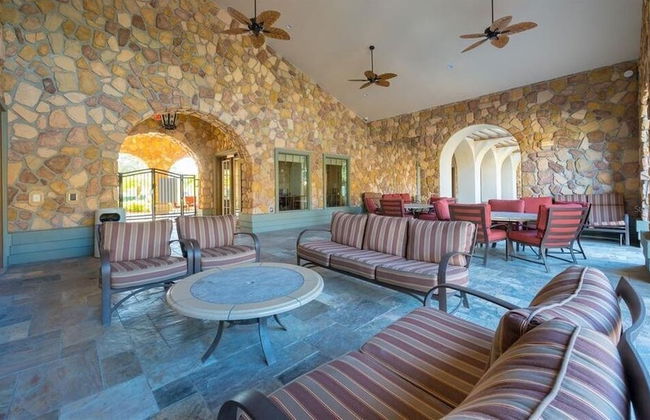 Sunnyside Up at Bella Piazza by Shine Villas - Foto 1