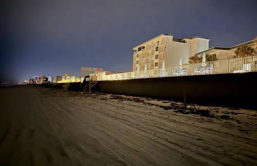 SeaBliss, oceanfront 1st floor cozy condo - Foto 30