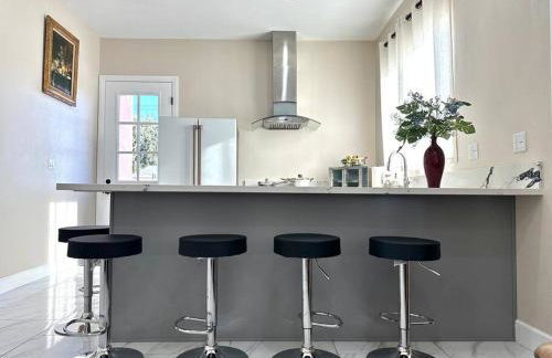 New Renovated House in Little Saigon - Foto 24