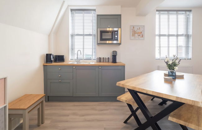 Host Stay The Crow s Nest - Photo 5