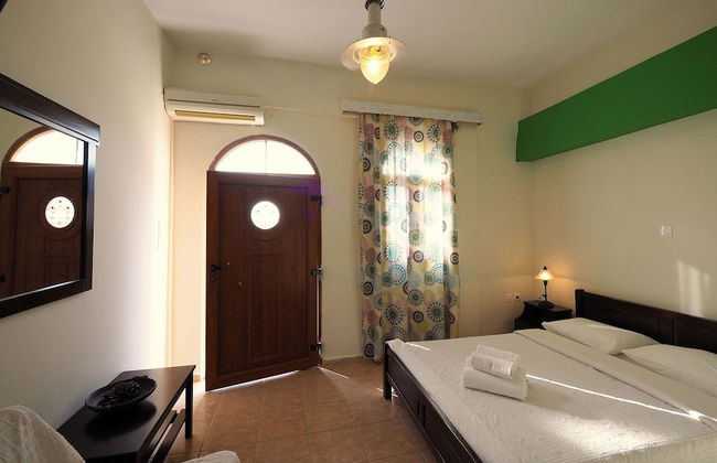 Sofia Limeni - Photo 2