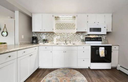 The Bumble Bee Hive 7-Bedroom House w/ Hot Tub - Foto 71