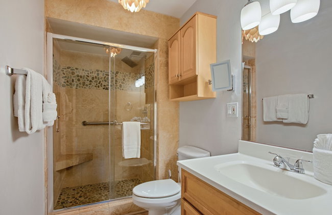 NEW KBM Resorts - FREE CAR - Garden View - Hale Ona Loa - Charming 1 Bedroom at Oceanside Resort HOL-102 - Foto 104