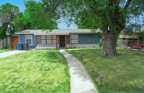 Stylish~Renovated 4Br/2BAT 3MinAirport 10MinDowtn - Foto 2