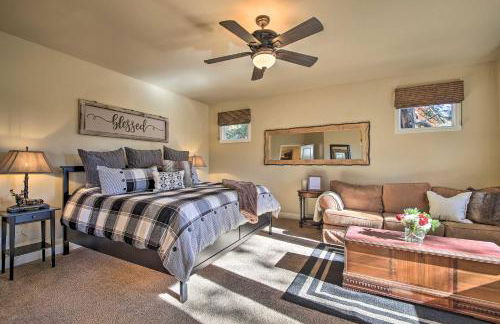 Sugar Bear Lodge with Game Room - 5 Mi to Village! - Foto 10