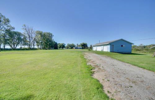 600 of Green Bay Frontage and Dock Cozy Cottage - Foto 28