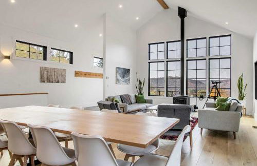 Magnificent Chalet Sweeping Views and Hot Tub - Foto 27