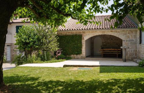 Holiday Home Gemütliches Ferienhaus in Ružići mit Offenem Kamin by Interhome - Foto 10