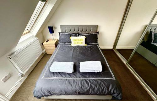 Stunning Modern, Private Apartment,15 Mins To Central London - Photo 5