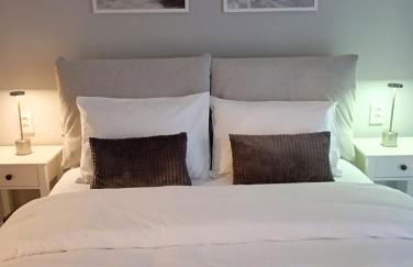 Anatoli 3 bedroom City Central Apartment - Foto 26