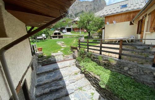 L ALPIN bel appartement avec terrasse dans vieille ferme de montagne rénovée - Photo 22