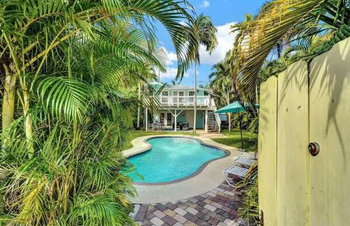 The Blue Pearl - Soak Up Views from a Scenic Poolside Upper Deck - Foto 14