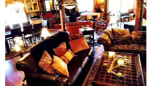 Grand Rustic Cabin Rental with Private Hot Tub near Escondido, California - Foto 5