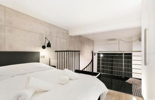 Loft Industriel avec Terrasse et Filet Suspendu à Nice Cimiez - Foto 23