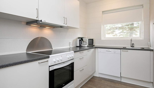 6 Person Holiday Home on a Holiday Park in Blavand - Foto 5, Cocina privada