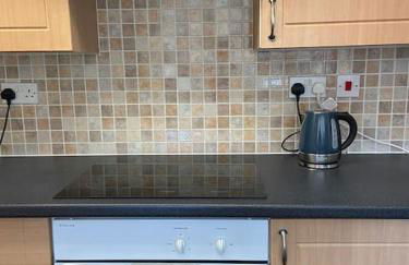 One Bedroom Bungalow No1 - Secure Gated Parking - Foto 21