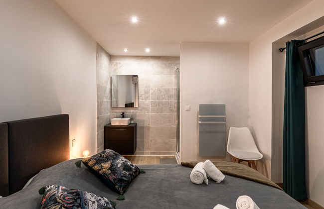 7 bedroom House in Zonza with private pool and garden - Photo 43