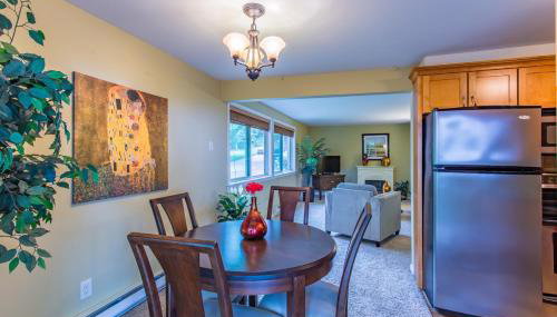 Sea View, Best Area, No Stairs, WD, 2 Bedrooms, Jacuzzi Bath, New Carpet, Balcony, View, 825sf - Foto 3