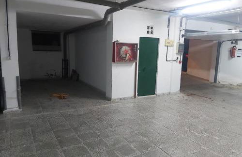 Coqueto apartamento céntrico con terraza y parking - Foto 11