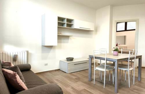 Apartment near the Ferrari Museum, Wi-Fi, fully equipped kitchen, Free street parking - Photo 9