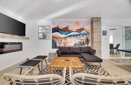 (NEW) Blue Mtn Poconos Retreat Htd pool pet frndly - Foto 18