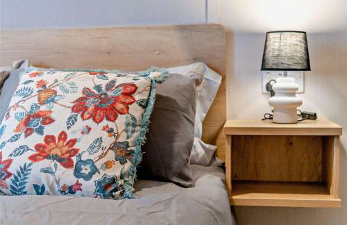 Rated Superb - Award-Winning Family Holiday Park - Live Shows, Themed Events, and Activities for All Ages, Day and Night - WiFi, Netflix, Linens - Gym, Sauna - Spotless, Quiet, Secluded, Parking - Restaurant, Shop, Bar - Foto 14