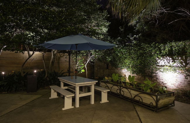 Best Location! 4 BR! Next to French QT by YouRent - Foto 24