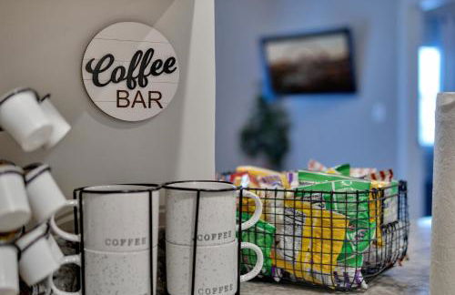 Midtown Escape Inman Park near Mercedes-Benz stadium- Free Parking - Foto 27