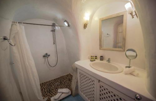 Marizan Caves & Villas - Photo 73