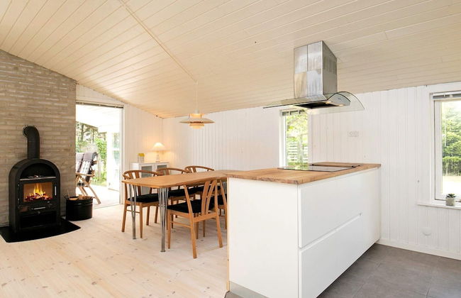 8 Person Holiday Home in Hals - Photo 6