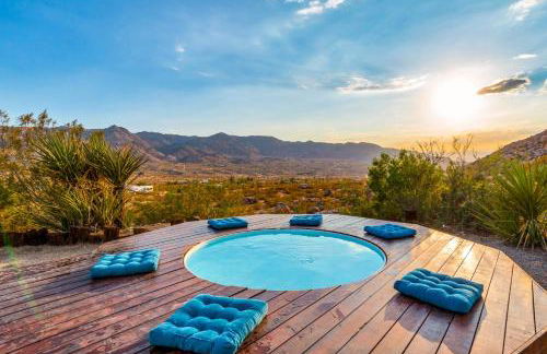 Neon Moon An Elevated Experience w Pool and Spa - Foto 12