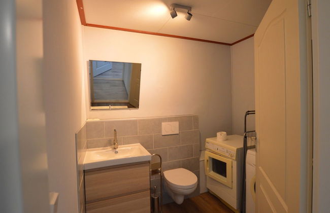 Lovely Holiday Home in Kaatsheuvel With Bubble Bath - Photo 40